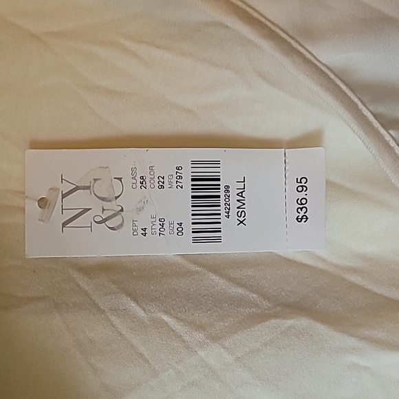 NWT NY&C blouse size XS - Picture 3 of 6